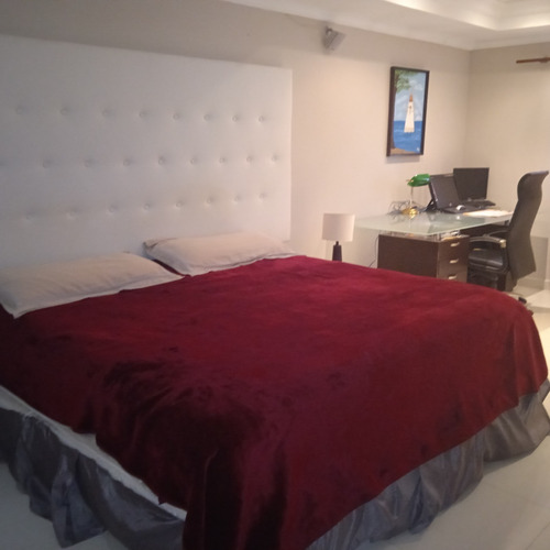 Imagen 7 de 11 de Hermosa Casa Con Piscina En Venta
