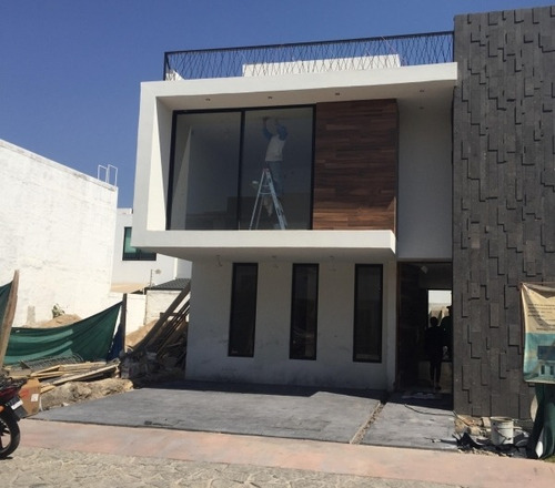 Casa Nueva En Venta En Solares De 4 Recámaras En Zapopan En Paseo Del Anochecer