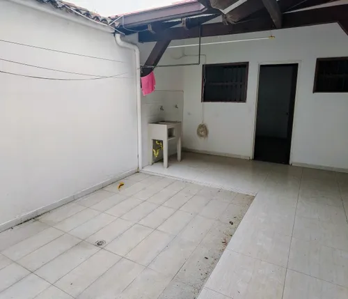 Casa Con Patio Enorme Para Tu Proyecto Personal En El Bosque, Cali