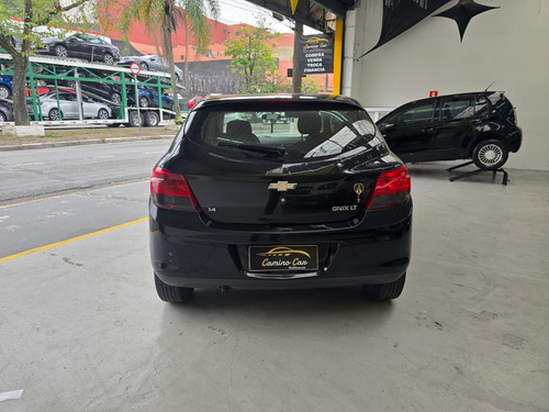 Chevrolet Onix 1.4 Lt 5p