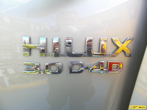 Imagen 13 de 25 de Toyota Hilux
