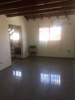 Imagen 3 de 12 de Departamento En Venta De 1 Dormitorios En Ramos Mejía