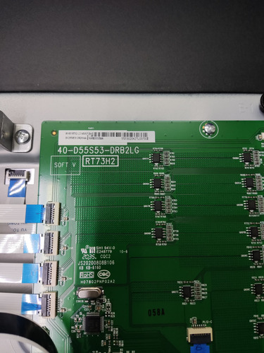 Controladora De Led Pantalla Tlc 55q637 40-d55s53-drb2lg (Usado)