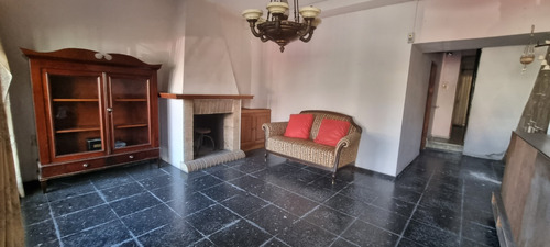 Venta Casa 4 Dormitorios En Prado Con Cochera- Regimiento 9