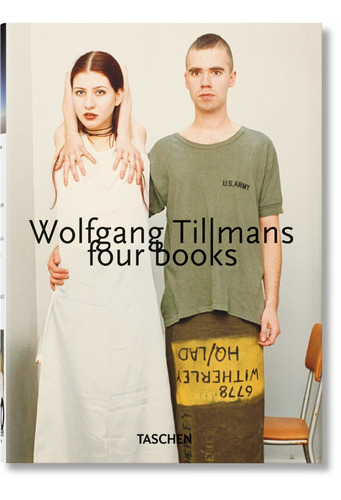 Wolfgang Tillmans. Four Books. 40th Ed. -  -(t.dura) - *