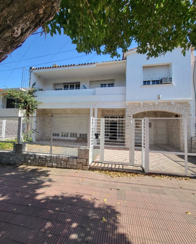 Imagen 17 de 18 de Cofico, Casa En Venta De 5 Dormitorios, Living Comedor, Garage, Terraza, Quincho