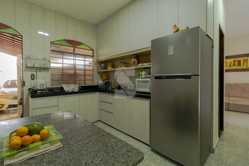 Imagem 6 de 18 de Casa À Venda, 2 Quartos, 12 Vagas, Fonte Grande - Contagem/mg - 27503