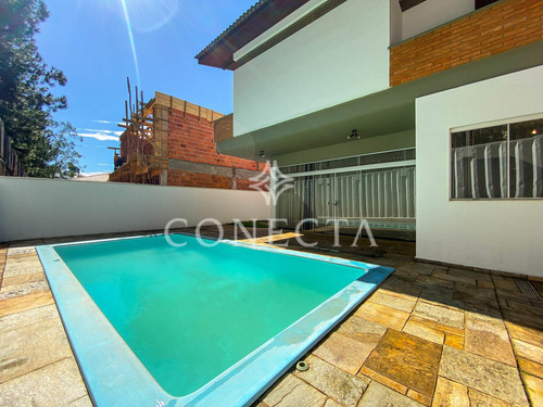Imagem 18 de 30 de Alphaville 04 - Casa 350m² - 4 Suítes; 6 Vagas; Piscina; Espaço Gourmet Com Churrasqueira; Amplo Living - Cncd904