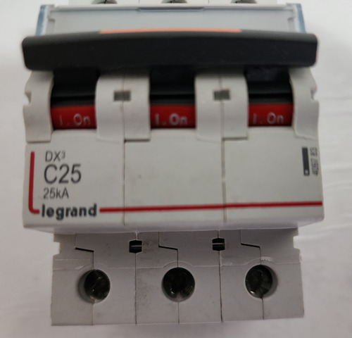 Interruptor Automatico 3p 25a Curva C 25ka Legrand Rf 409783