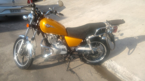 Suzuki Intruder 125 Ano 2011