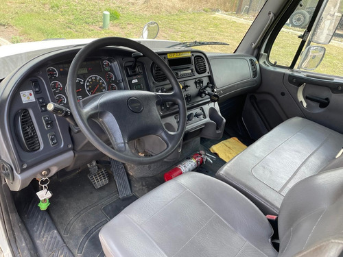 Camión Freightliner 114sd Con Grúa Hiab 322e-4 Hipro