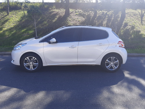Vendo Permuto Financio Peugeot 208 1.6 Feline 2013