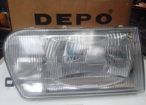 Faro Der - Izq  Toyota Dyna 2001-2005 *