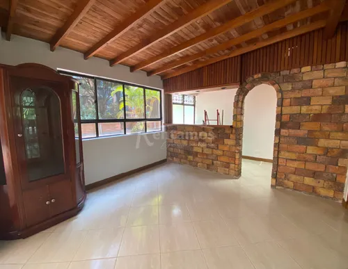 Apartamento En Arriendo En El Castillo. Cod A776131