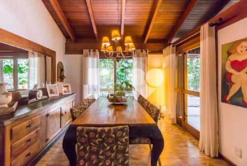 Excelente Casa Com 3 Dormitórios, Sendo Uma Suite, - 28-im421023