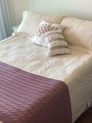 Peseira Cama Queen Trico Manta Sofá 230cmx60cm Cor Rosa