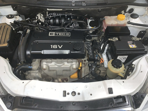 Imagen 11 de 15 de Chevrolet Aveo 2018 1.5 Ltz At