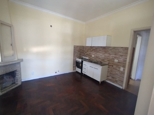 Casa Departamento En Alquiler En Rafael Calzada