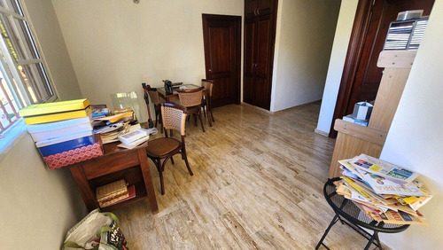 Se Vende Casa En Altos De Arroyo Hondo Iii
