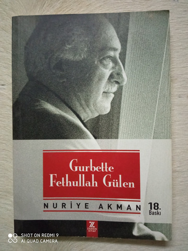 Gurbette Fethullah Gülen - Nuriye Akman (en Turco)