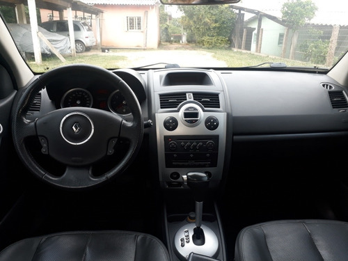 Renault Megane Grand Tour 2.0 Privilège Aut. 5p 2009