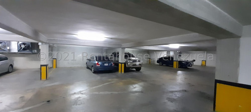 Imagen 10 de 13 de Apartamento En Venta En Campo Alegre Amv 21-10629