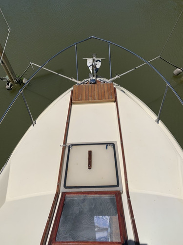 Sea Ray 24 Day Cruiser
