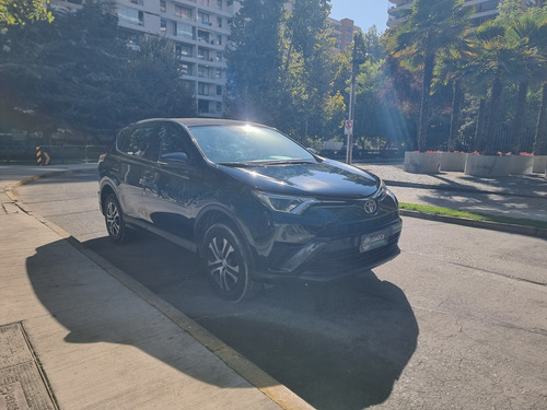 Toyota RAV4 Std 4x2 722cl0