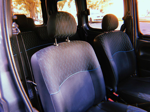 Renault Kangoo Ph3 Authentique 1.6 7 Pasajeros 2015 Con Gnc.