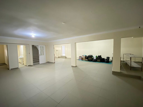 Imagem 6 de 11 de Sala - Porão Comercial À Venda E Ou Aluguel Com 179,61m² - Bairro Centro - Blumenau Sc - Sa0126