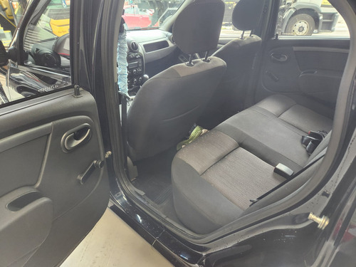 Renault Logan Logan Expression 1.0 16V (Flex)