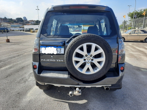 Mitsubishi Pajero Tr4 2010 2.0 Flex Aut. 5p