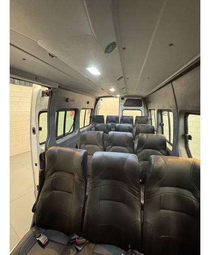 Renault Master 2.3 Dci Diesel Minibus Executive 16l L3h2 3p