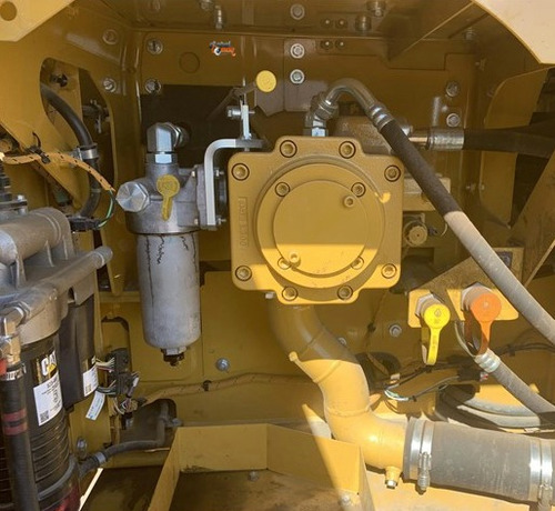 Excavadora Caterpillar 320