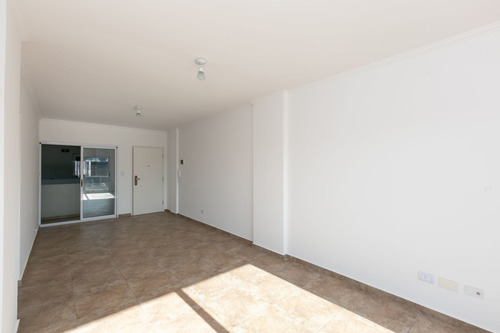 Imagen 12 de 30 de Venta Departamento 2 Amb A Estrenar. Permuta