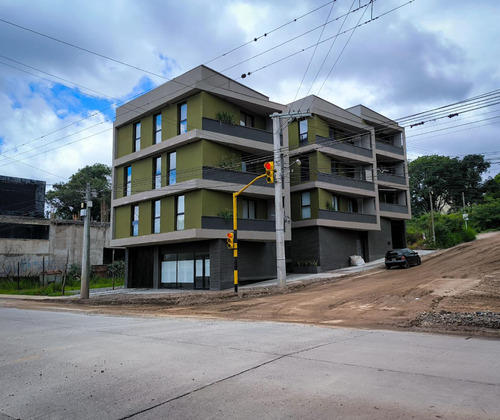 Departamento En Venta En Av.  Bolivia