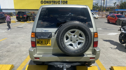 Imagen 7 de 25 de Toyota Prado Sumo