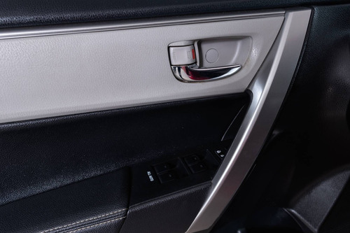 Imagen 13 de 14 de Toyota 2015 Corolla 1.8 Xei L/14 Pack Cvt