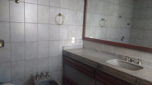 Imagem 16 de 19 de Amplo Apartamento No Centro Com Vista Mar. - Ap2390