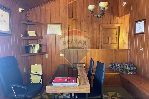 Arriendo Propiedad Con Casa Y Oficina Pucón Centro