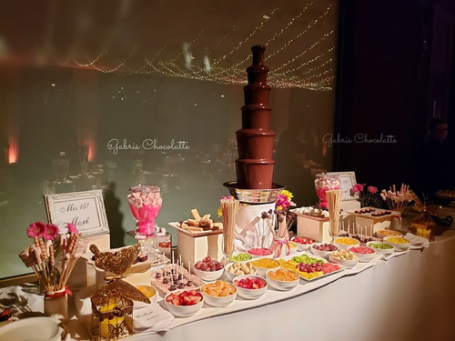 Cascada De Chocolate Servicio..15 Años,boda,cumpleaño