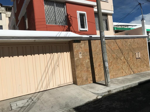 Imagen 1 de 18 de Hermoso Departamento Independiente En Quito - Sector Norte - Muy Bien Ubicado Y Accesible A Todo Servicios. Excelente Ubicación !!!