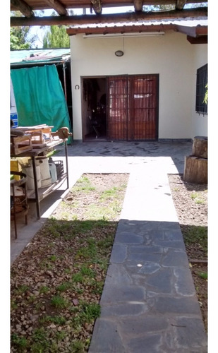 Chalet 4 Ambientes + Depto + Lote