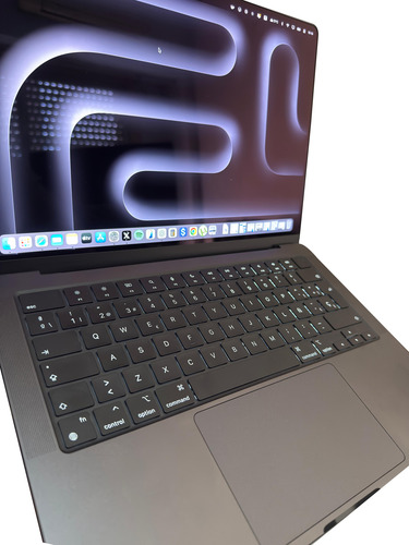 Macbook Pro M3 Pro 1tb 18gb Ram Como Nueva Negro