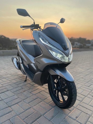 Imagem 1 de 7 de Honda Pcx