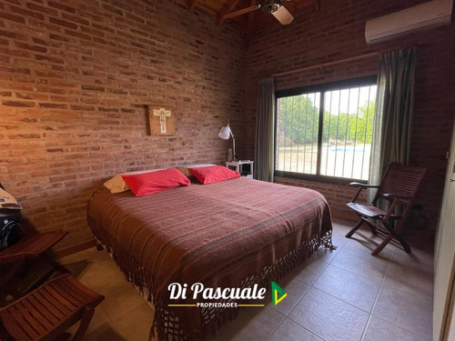 Imagen 22 de 26 de Chalet De Categoría Sobre 10.000 M2 - Chacras Los Robles De Carlos Keen
