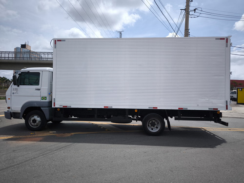 Vw 8.150 Delivery Plus, 4x2 Volkswagen Baú 6,20m