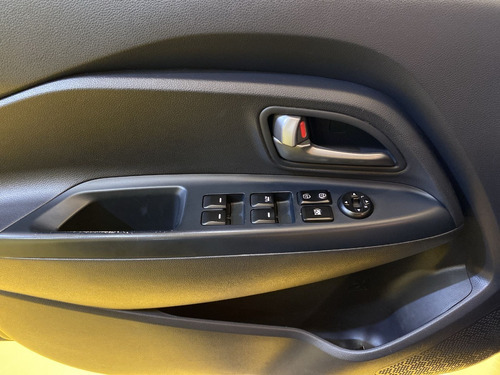 Imagen 21 de 25 de Kia Rio 1.4
