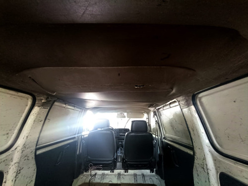 Suzuki APV Minvan
