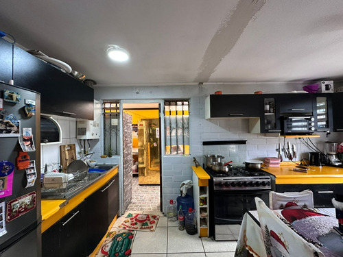 Vende Casa Y Local Sushi Funcionando 4d 2b Padre Hurtado